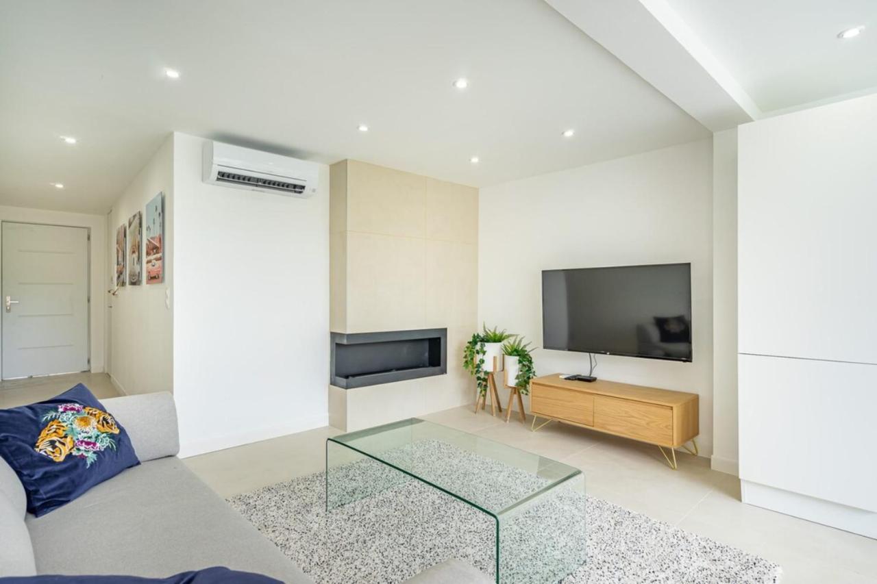 Giovannina N5 Cassis Exterior photo